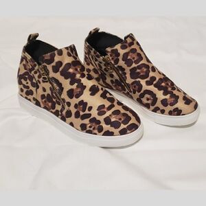 New wedge leopard print zip up high top sneakers